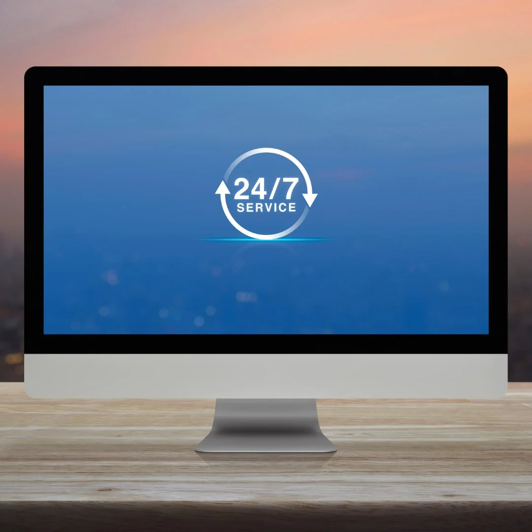 Tela de Desktop com texto 24/7 service exemplificando a importância de ter um site para seu marketing digital